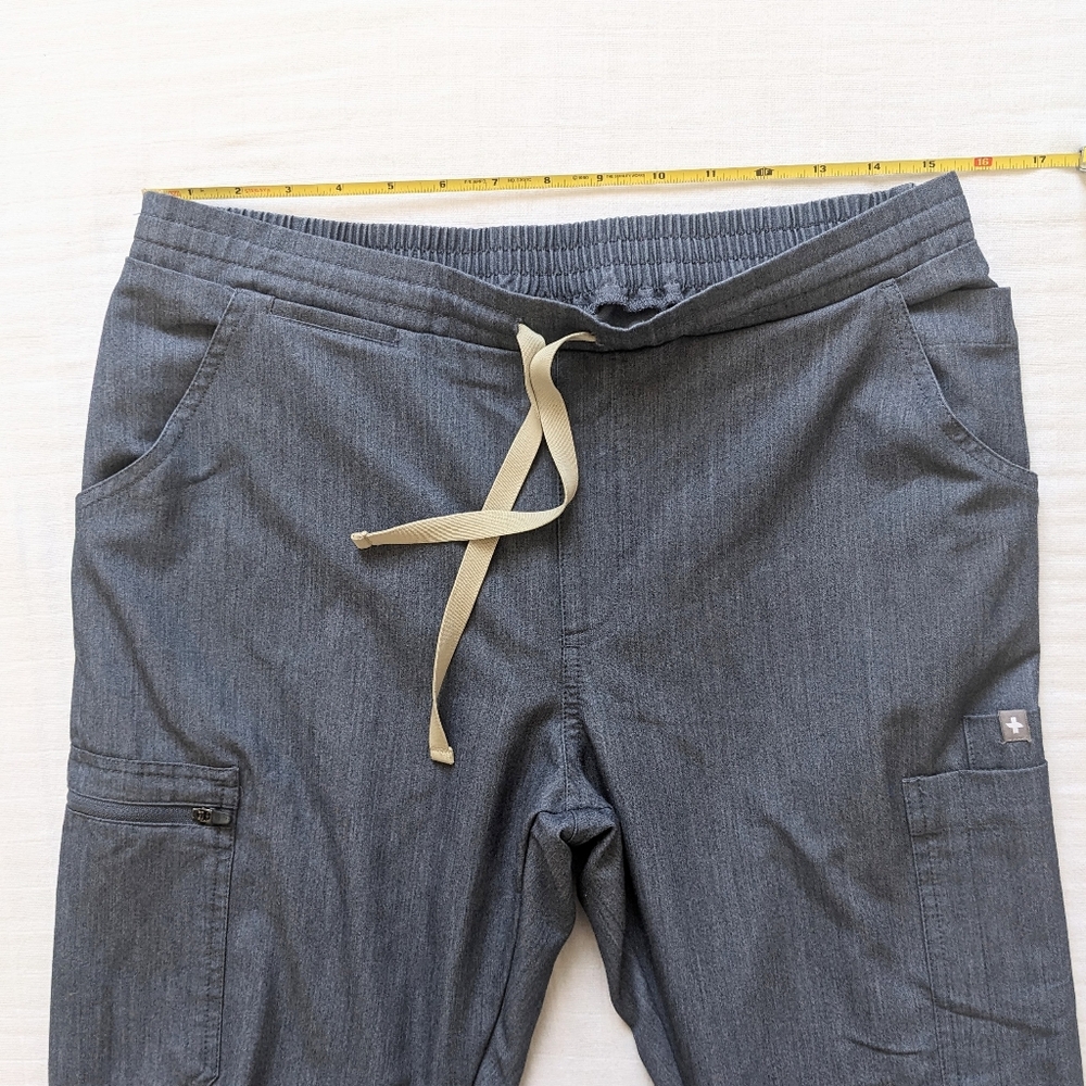 FIGS Scrub Set Heather Denim Catarina Top Yola Skinny Pants M Petite Stretch - Picture 13 of 15